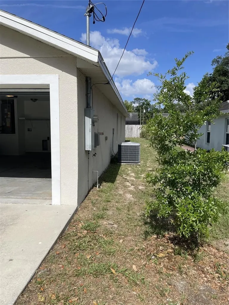 417 Crabtree Avenue Orlando FL 32835