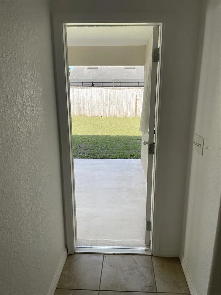 417 Crabtree Avenue Orlando FL 32835