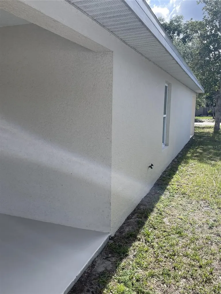 417 Crabtree Avenue Orlando FL 32835