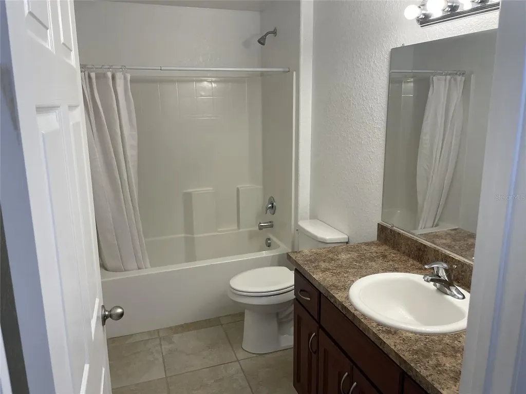 417 Crabtree Avenue Orlando FL 32835