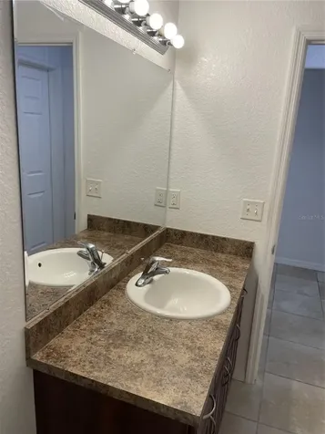 417 Crabtree Avenue Orlando FL 32835