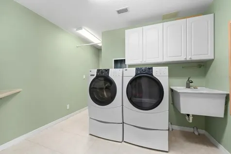 921 Point Seaside Drive Crystal Beach FL 34681