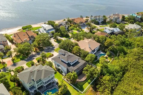921 Point Seaside Drive Crystal Beach FL 34681