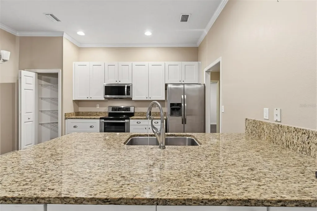 6908 SW 84th Drive Gainesville FL 32608