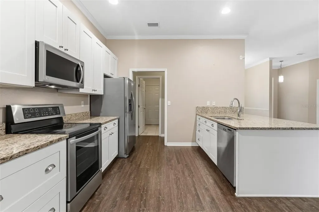 6908 SW 84th Drive Gainesville FL 32608