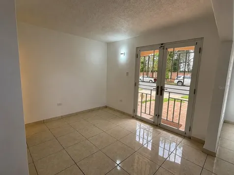 Rio Espiritu Santo St. Urb. Rio Hondo II Bayamon PR 00961