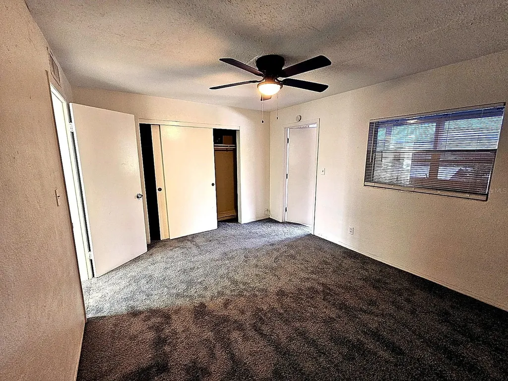 5924 5th Avenue N St Petersburg FL 33710
