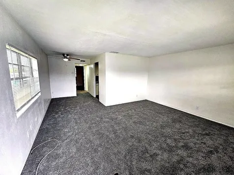 5924 5th Avenue N St Petersburg FL 33710