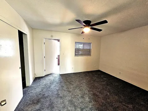 5924 5th Avenue N St Petersburg FL 33710