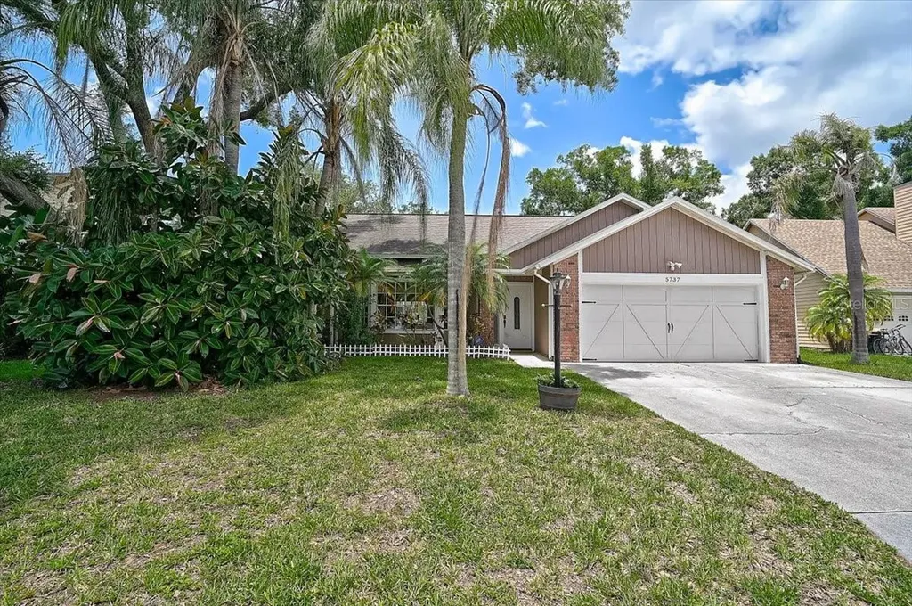 5737 Forester Lake Drive Sarasota FL 34243