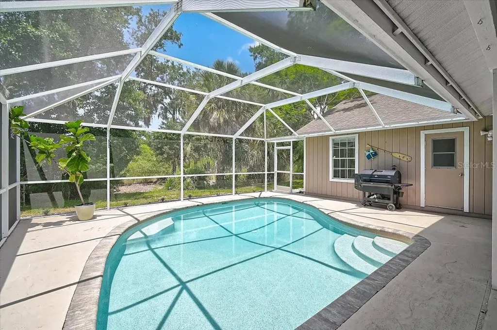 5737 Forester Lake Drive Sarasota FL 34243