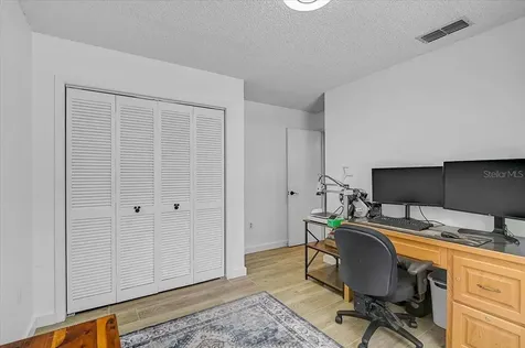 5737 Forester Lake Drive Sarasota FL 34243