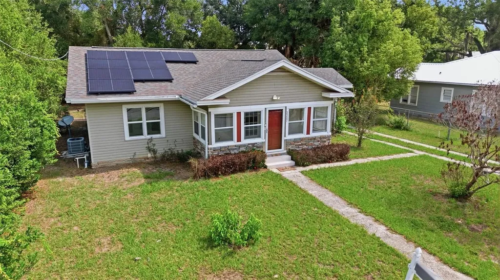 2207 Avenue F NW Winter Haven FL 33880