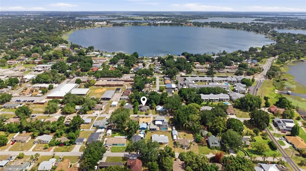 2207 Avenue F NW Winter Haven FL 33880