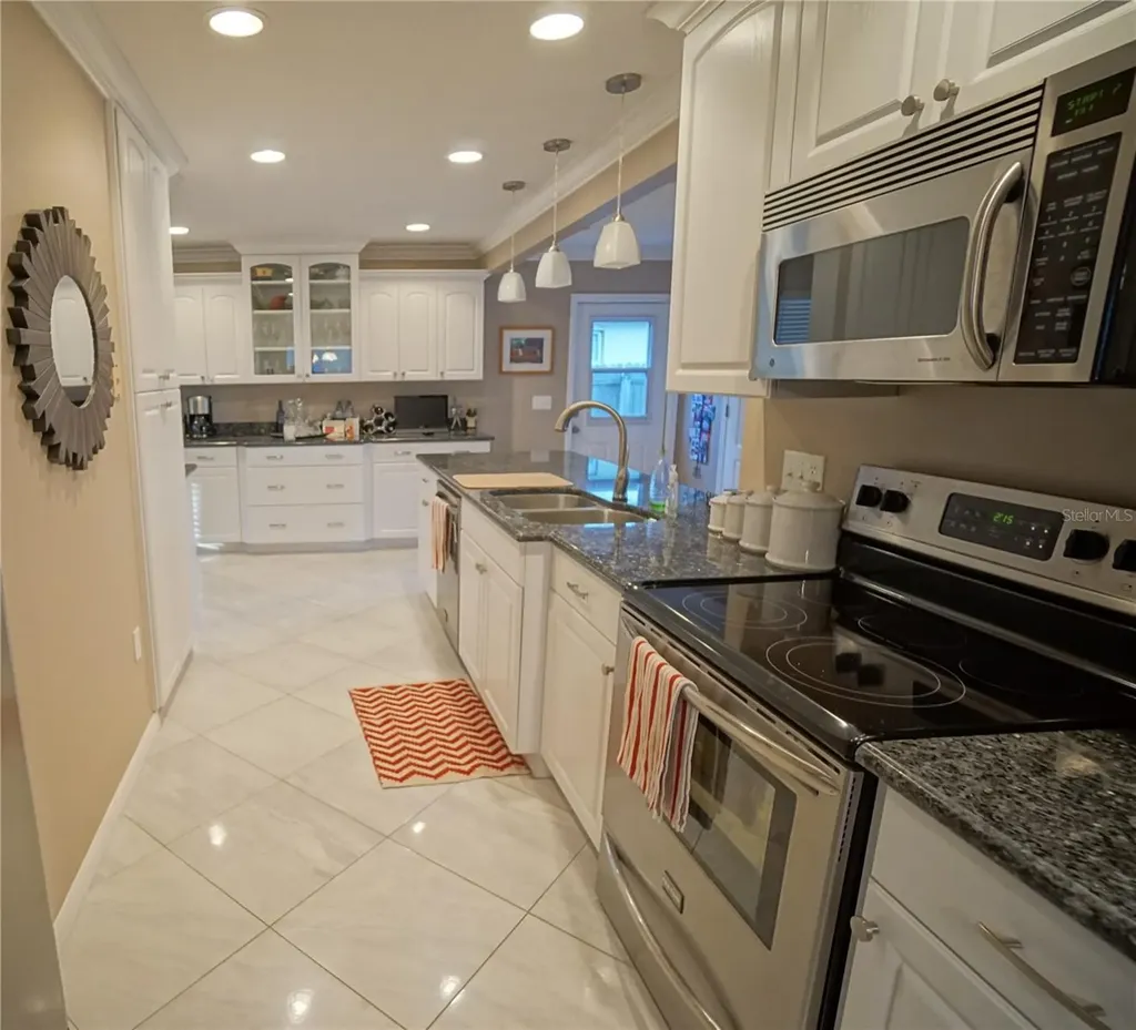 3208 S Esperanza Avenue Tampa FL 33629