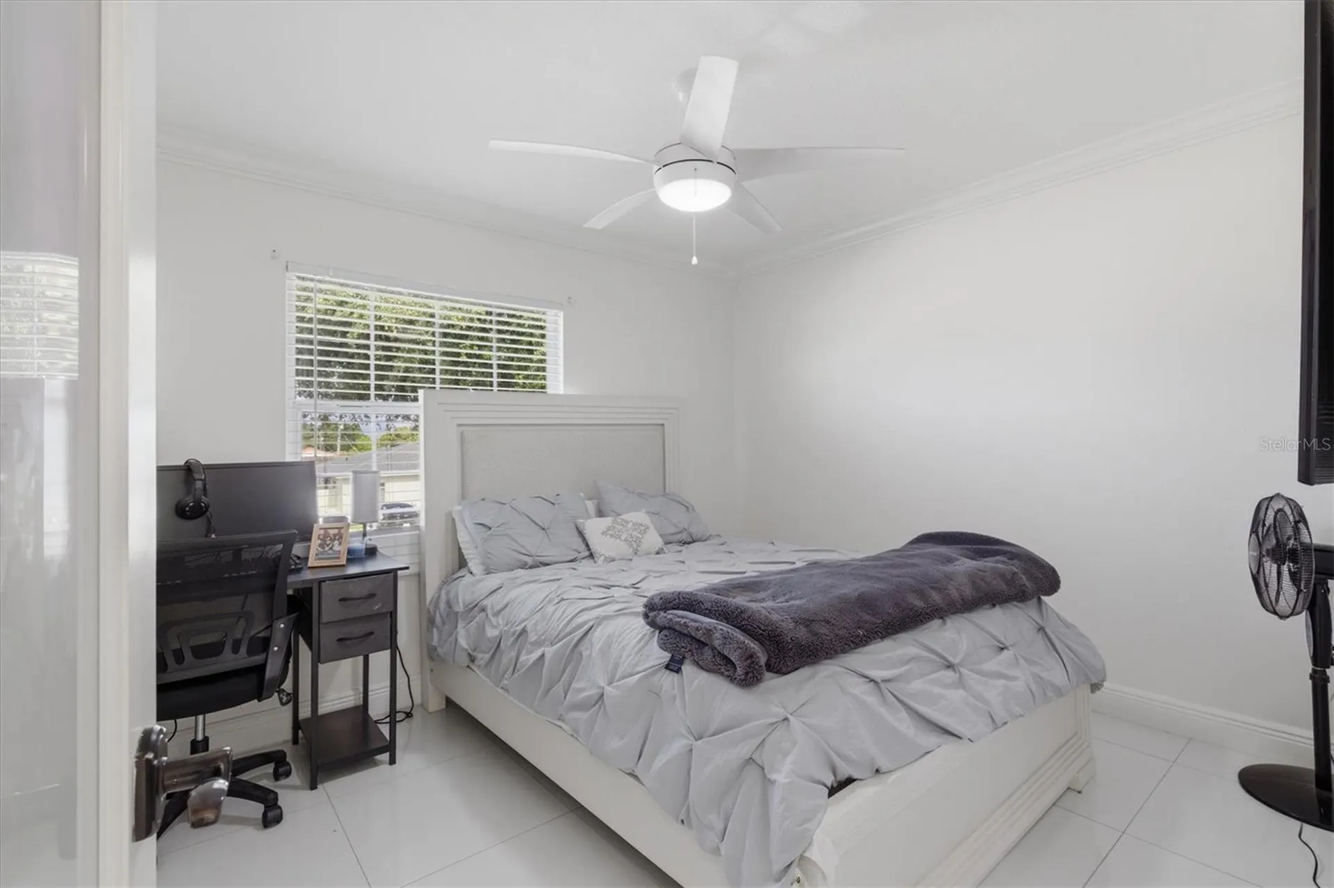 6611 N Hale Avenue Tampa FL 33614