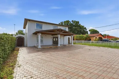6611 N Hale Avenue Tampa FL 33614