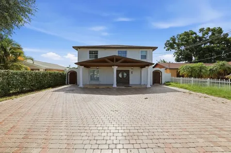 6611 N Hale Avenue Tampa FL 33614