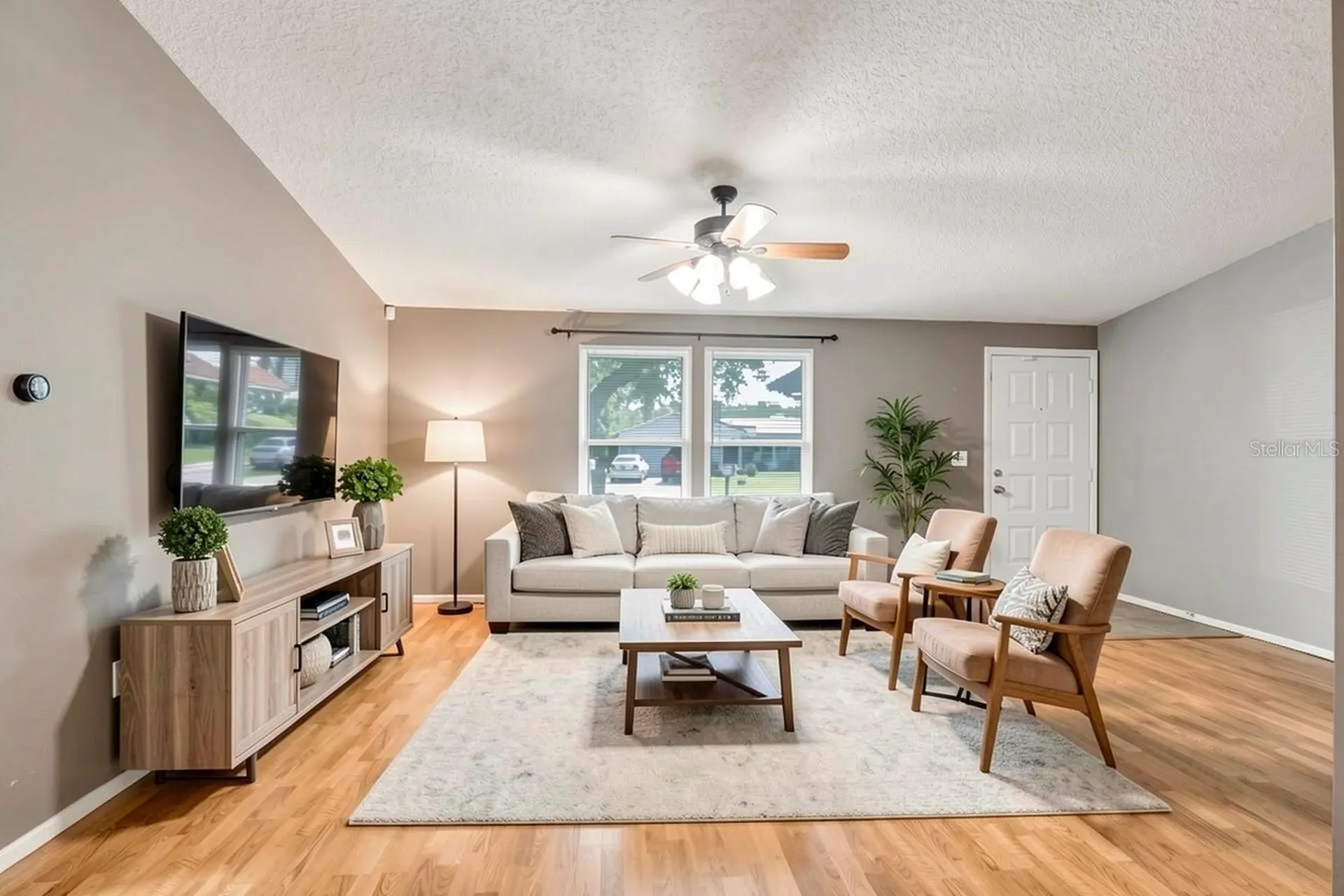 706 Sweetbriar Drive Oldsmar FL 34677