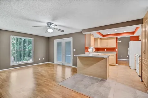 706 Sweetbriar Drive Oldsmar FL 34677