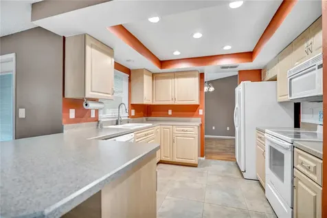 706 Sweetbriar Drive Oldsmar FL 34677