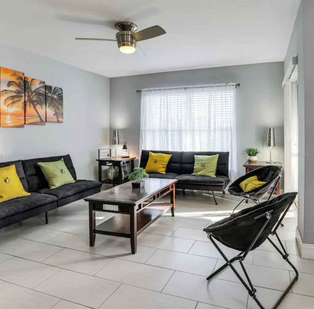 2704 Club Cortile Circle Kissimmee FL 34746