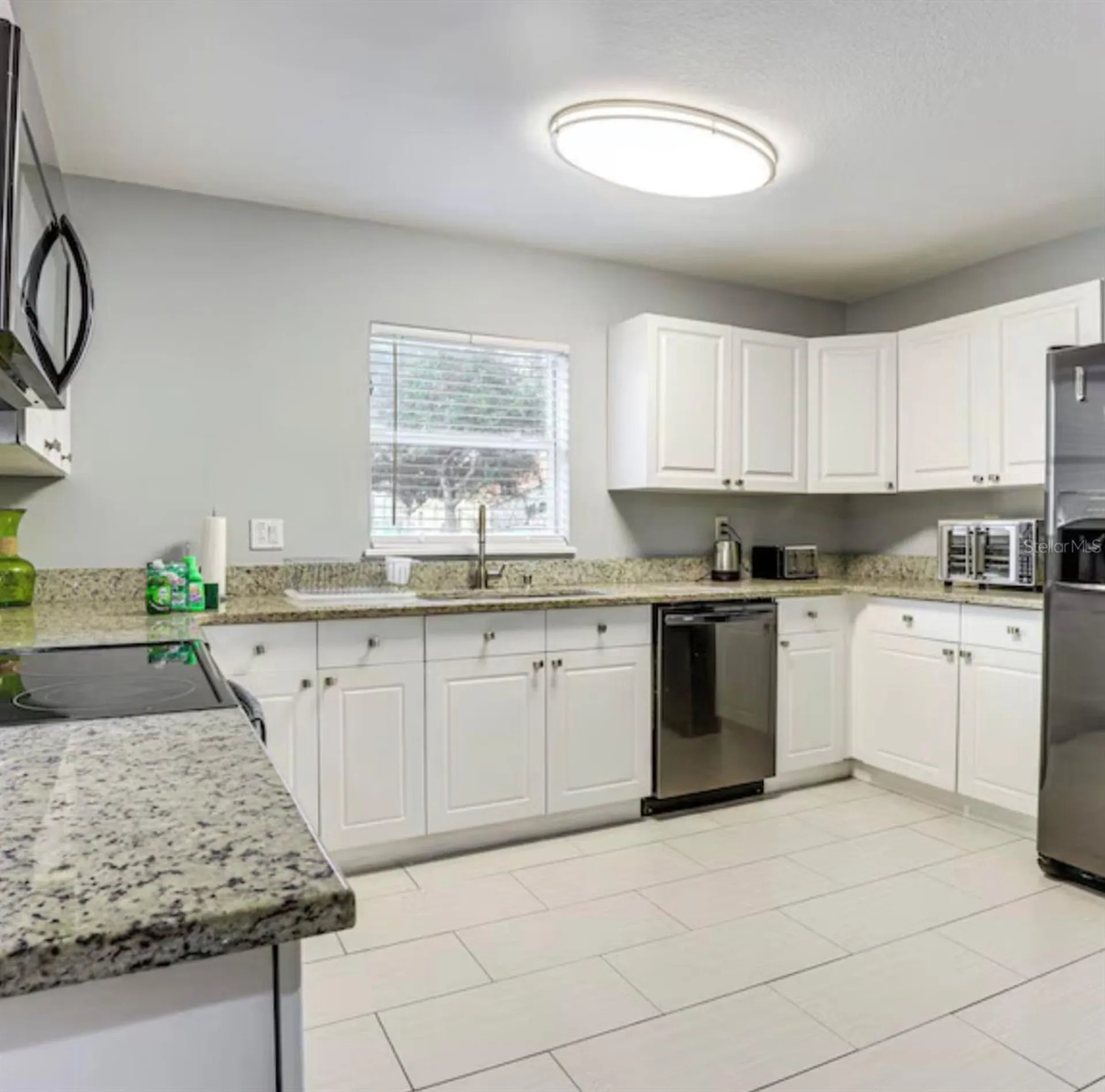 2704 Club Cortile Circle Kissimmee FL 34746