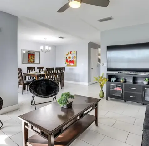 2704 Club Cortile Circle Kissimmee FL 34746