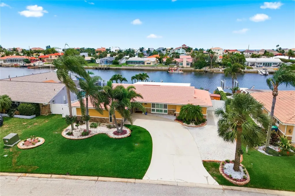 5351 Pilots Place New Port Richey FL 34652