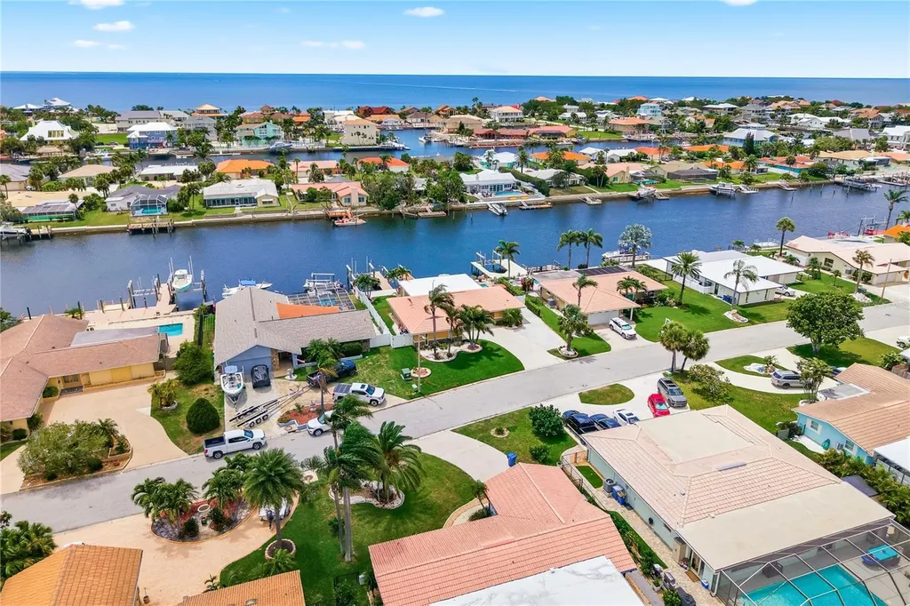 5351 Pilots Place New Port Richey FL 34652