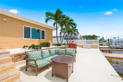 5351 Pilots Place New Port Richey FL 34652