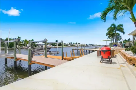 5351 Pilots Place New Port Richey FL 34652