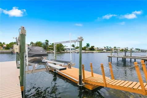 5351 Pilots Place New Port Richey FL 34652