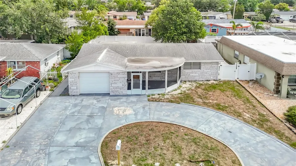 3441 Eisenhower Drive Holiday FL 34691