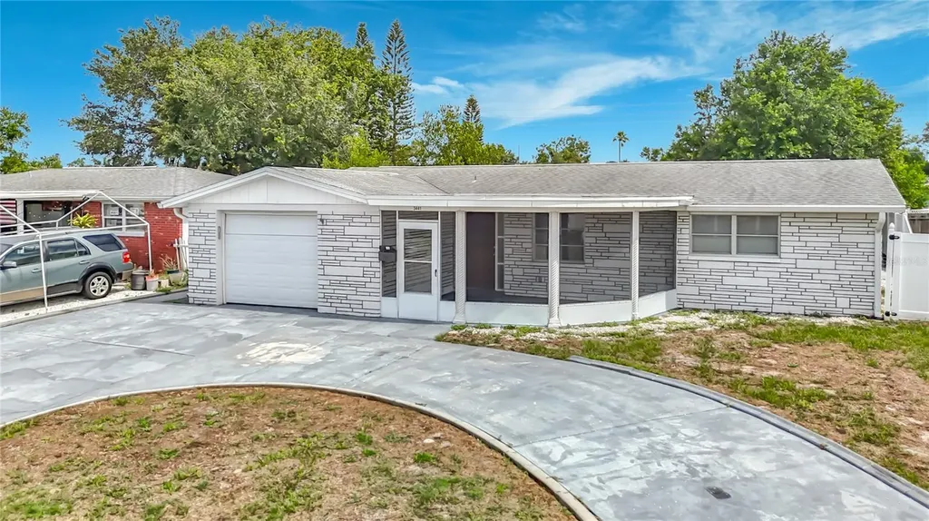 3441 Eisenhower Drive Holiday FL 34691