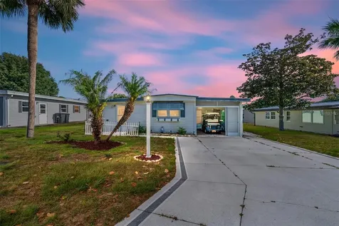 1027 Vermont Avenue Lady Lake FL 32159