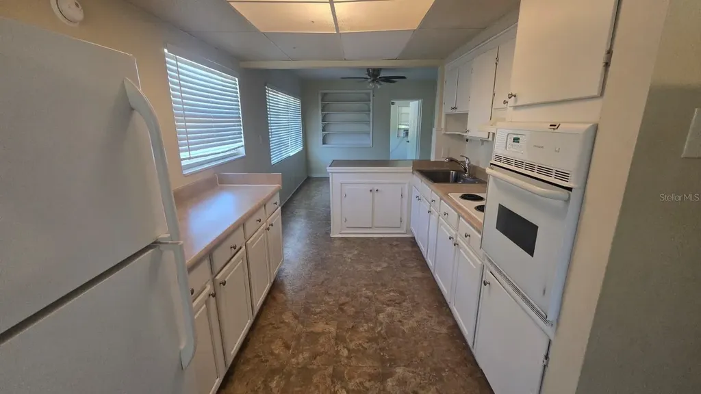 4300 72nd Avenue N Pinellas Park FL 33781