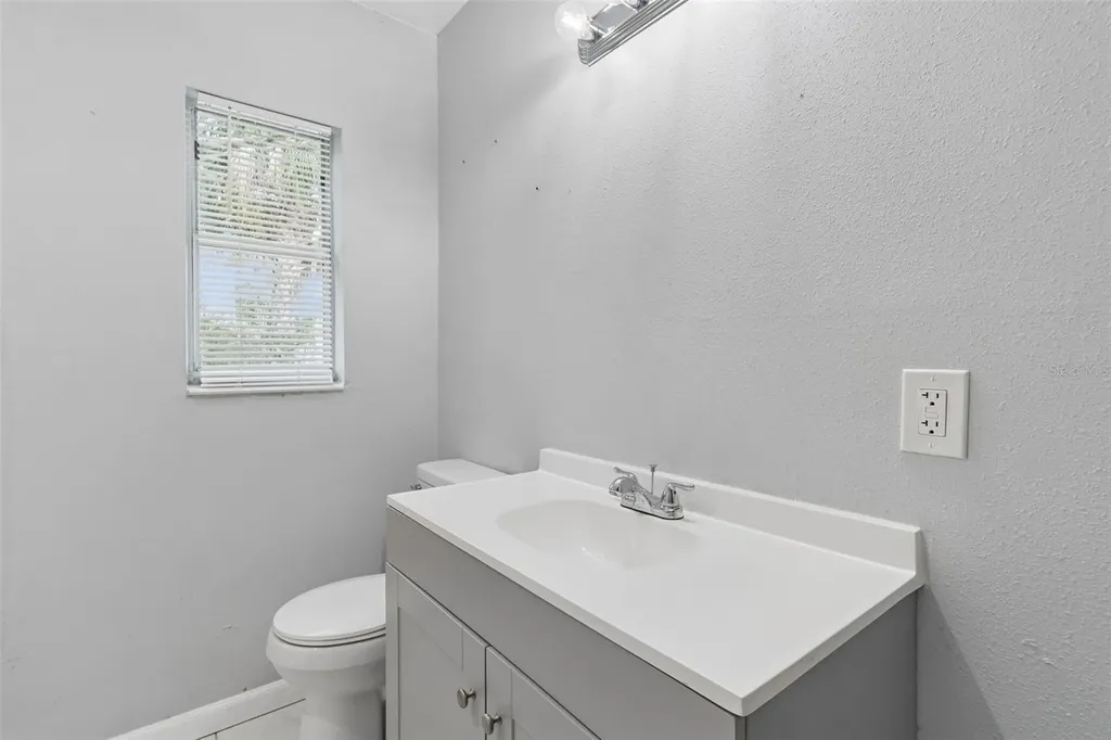 2927 Banza Street Tampa FL 33605