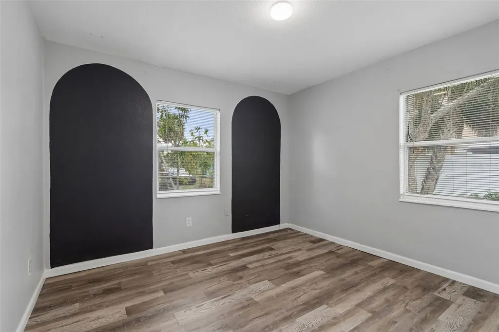 2927 Banza Street Tampa FL 33605