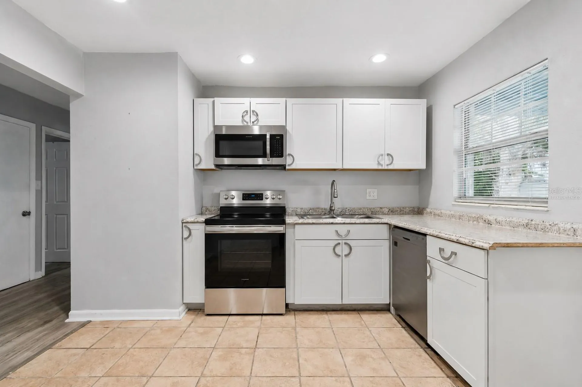2927 Banza Street Tampa FL 33605