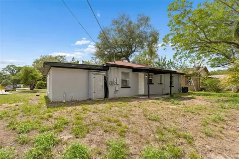 2927 Banza Street Tampa FL 33605