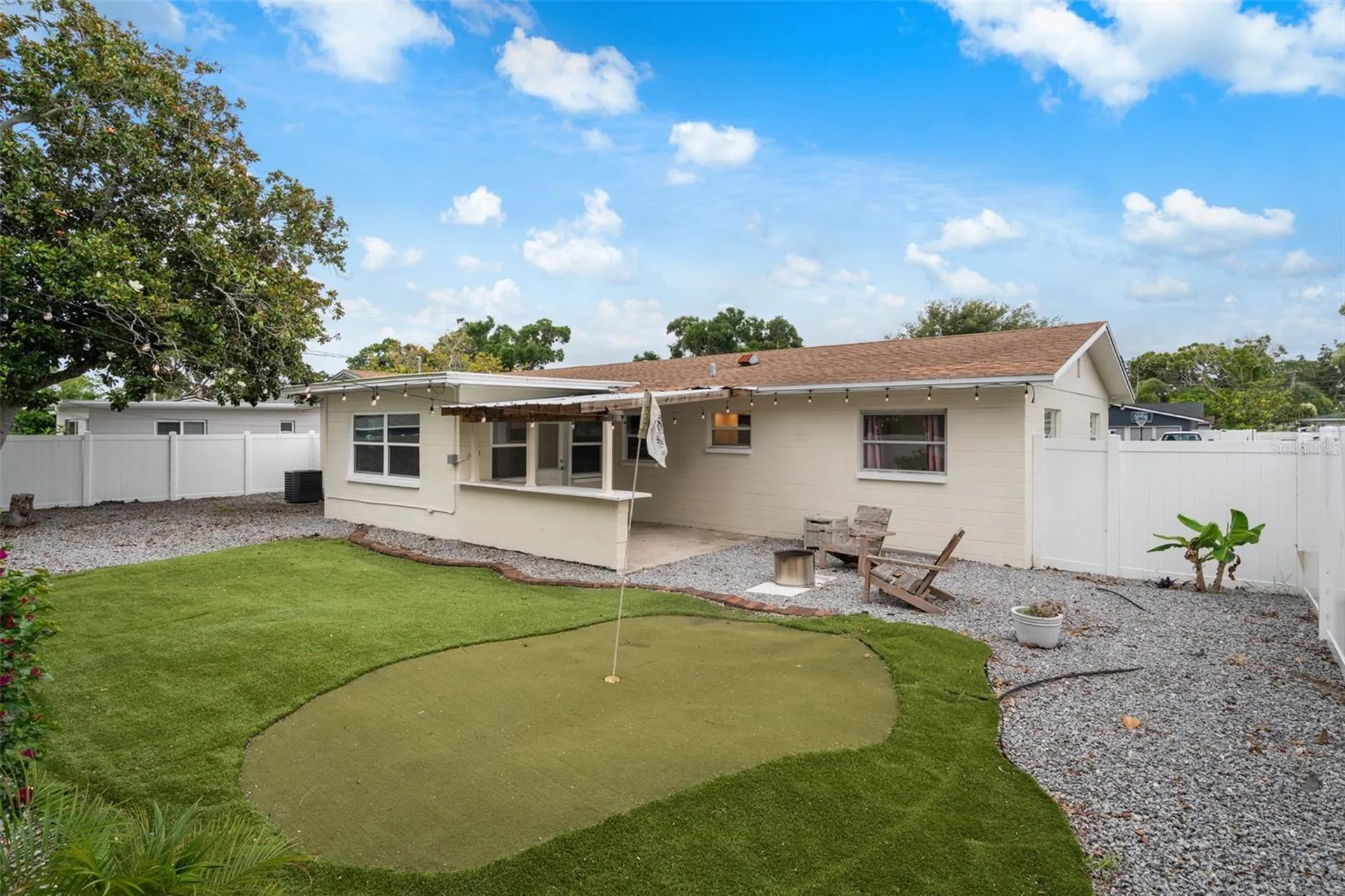 2037 67th Avenue S St Petersburg FL 33712