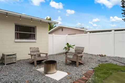 2037 67th Avenue S St Petersburg FL 33712