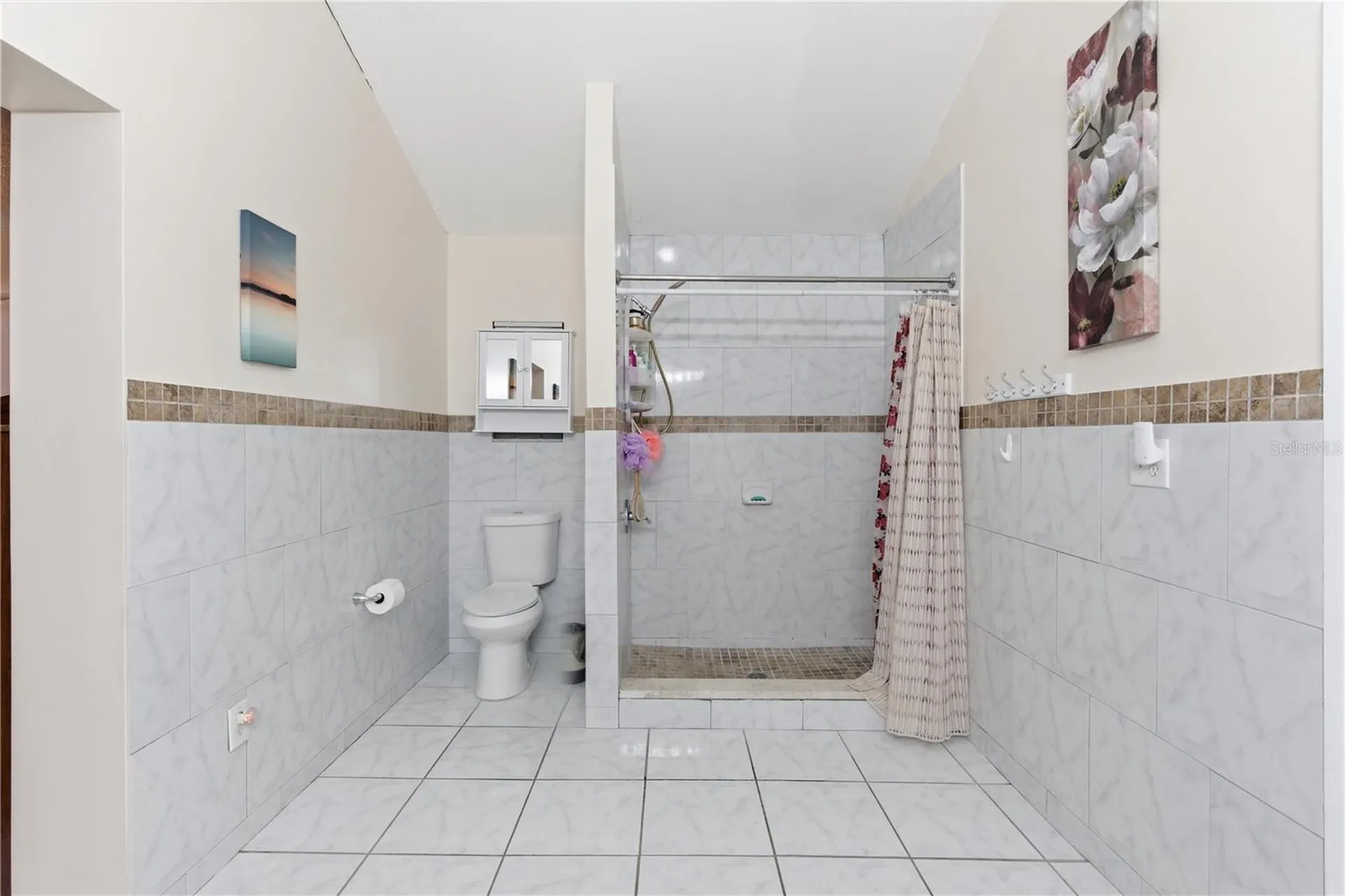 4914 Holiday Drive Tampa FL 33615