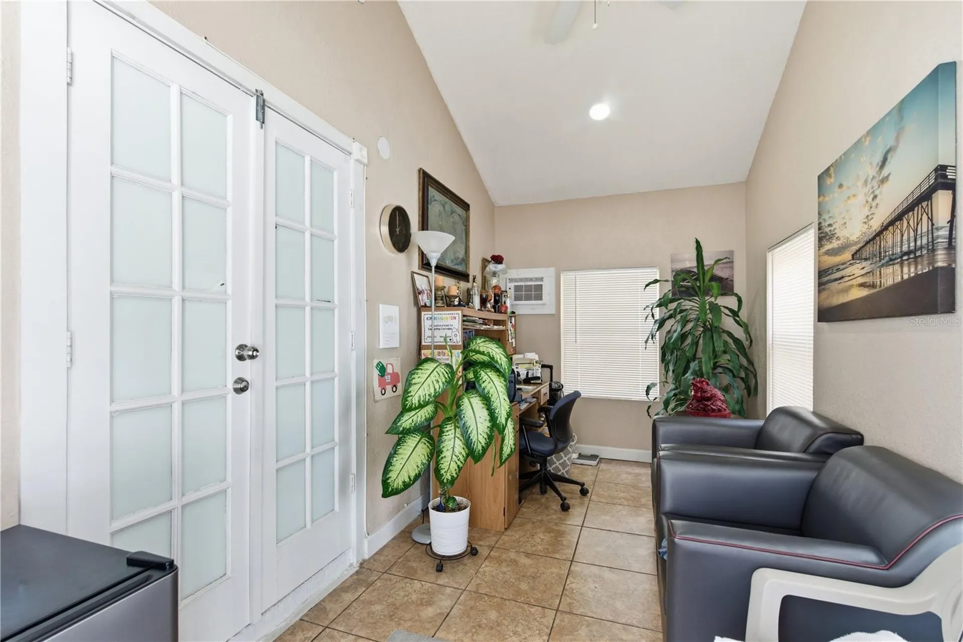 4914 Holiday Drive Tampa FL 33615