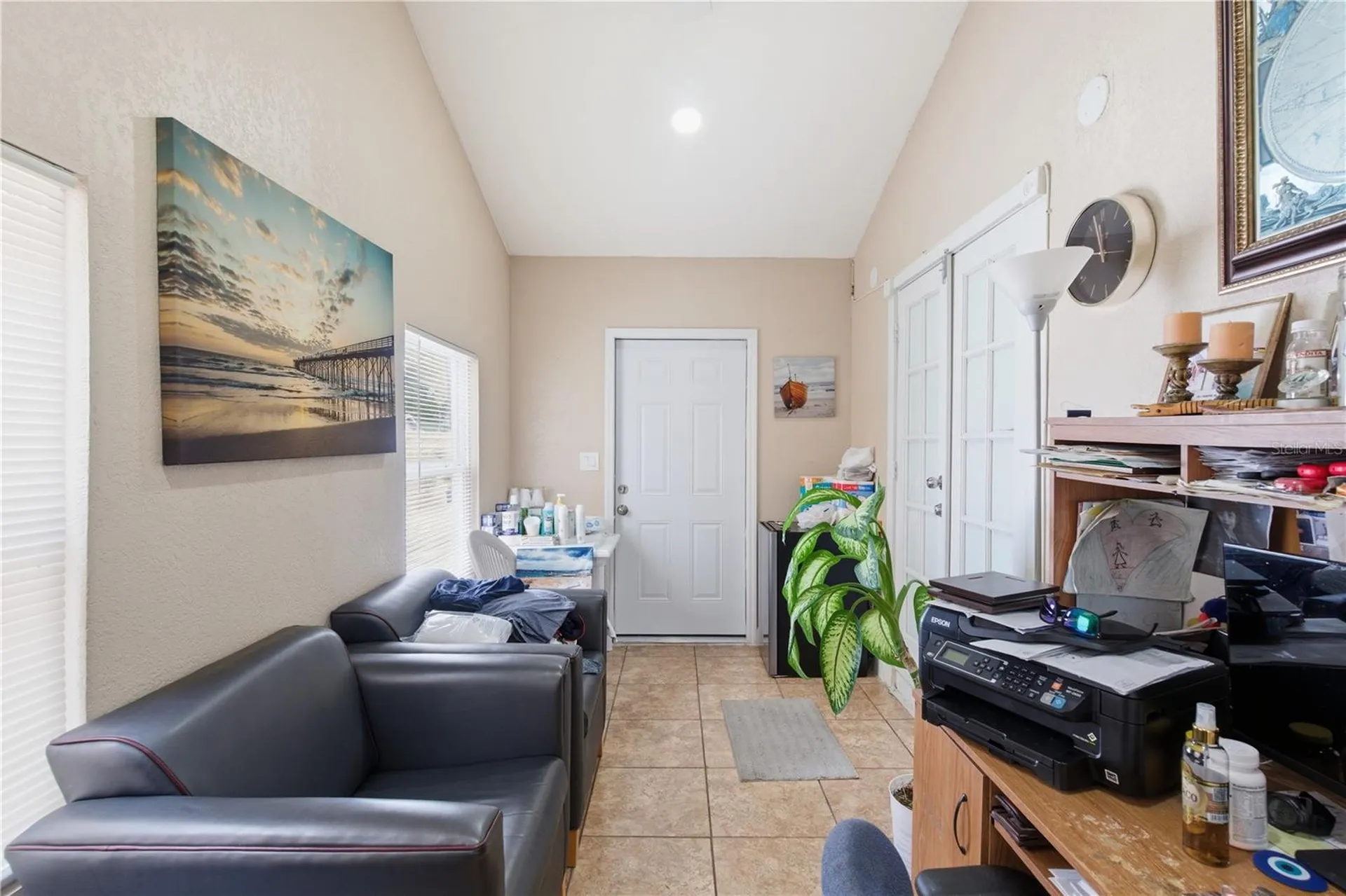 4914 Holiday Drive Tampa FL 33615