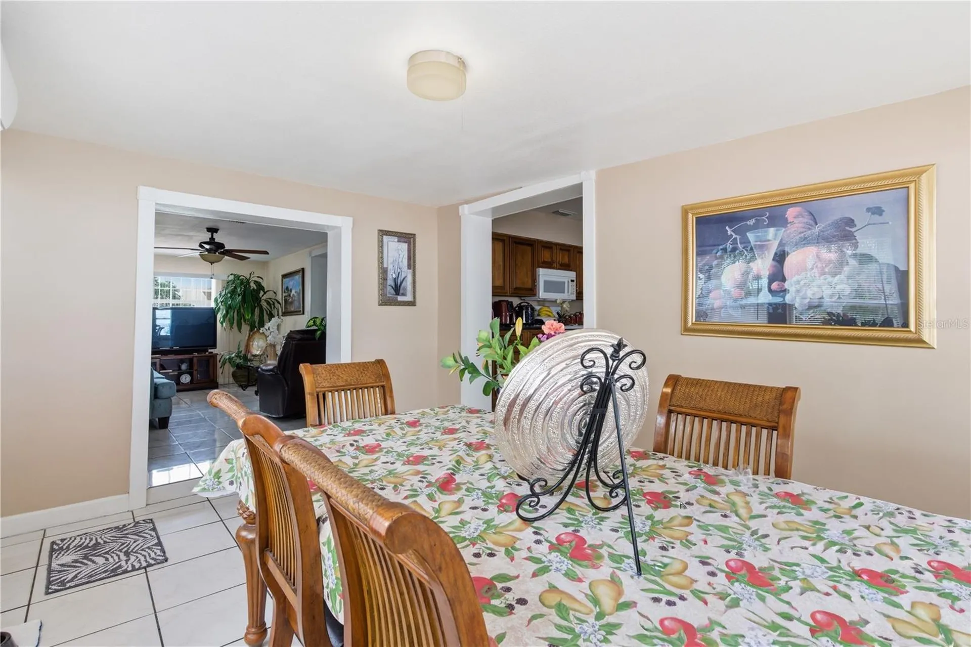 4914 Holiday Drive Tampa FL 33615