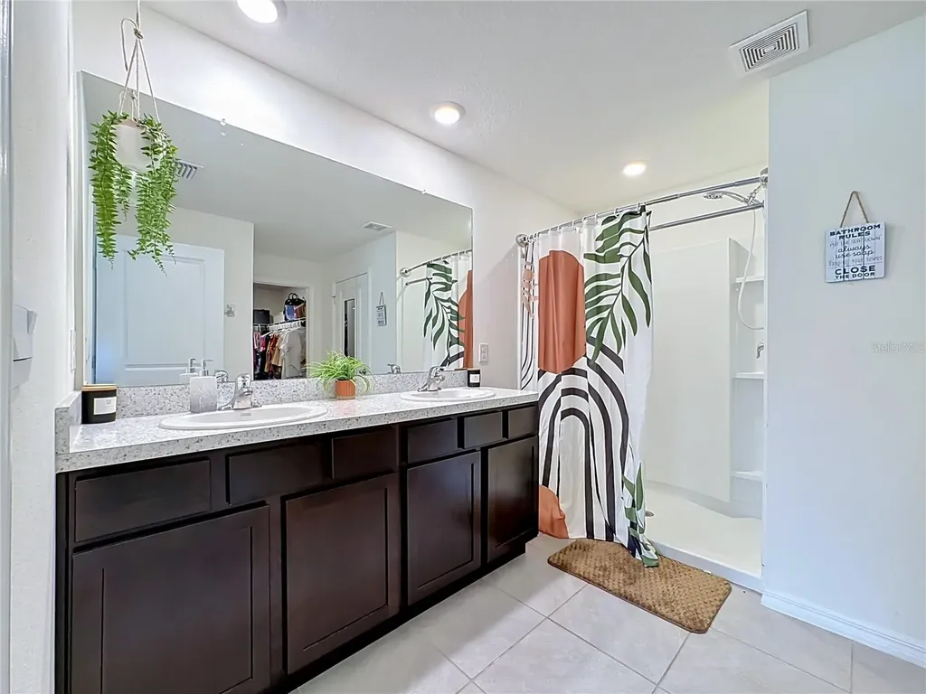 16661 Windmill Forge Pass Wimauma FL 33598