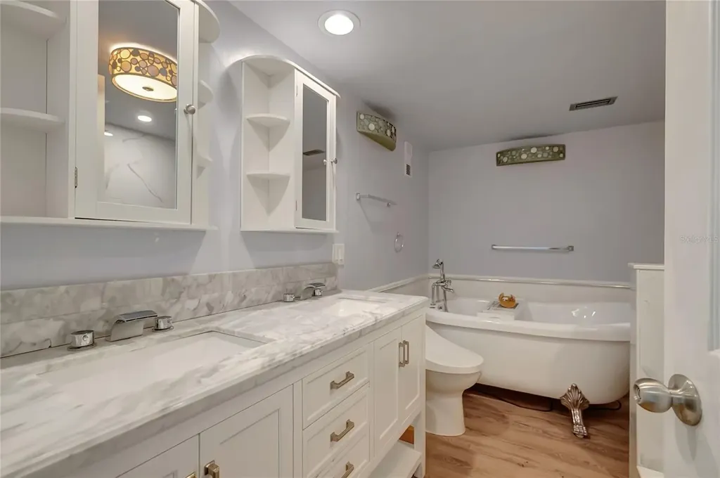 1581 Gulf Boulevard Clearwater Beach FL 33767
