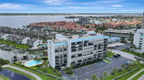 1581 Gulf Boulevard Clearwater Beach FL 33767